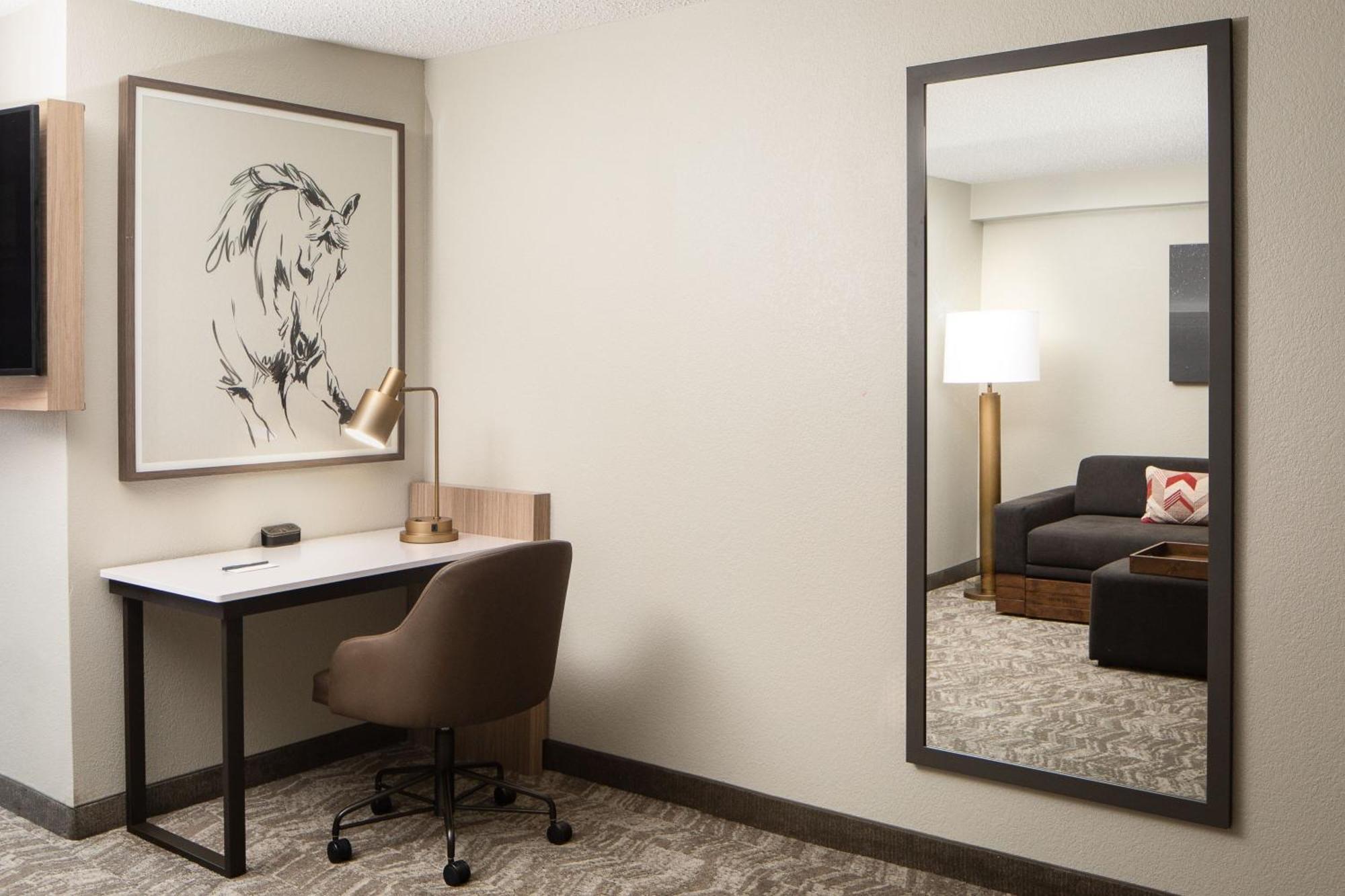 Springhill Suites By Marriott Dallas Downtown / West End Exteriér fotografie