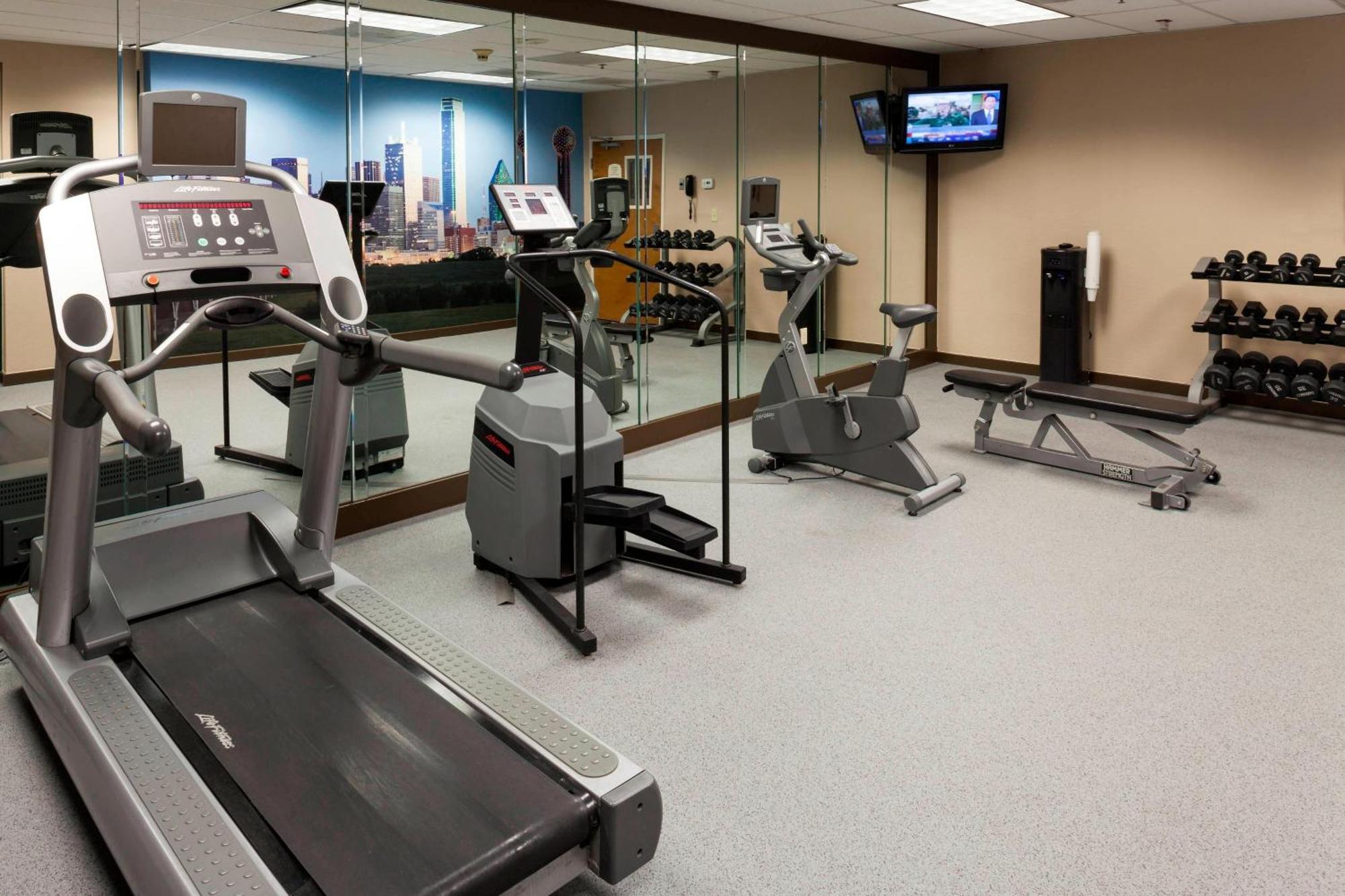 Springhill Suites By Marriott Dallas Downtown / West End Exteriér fotografie
